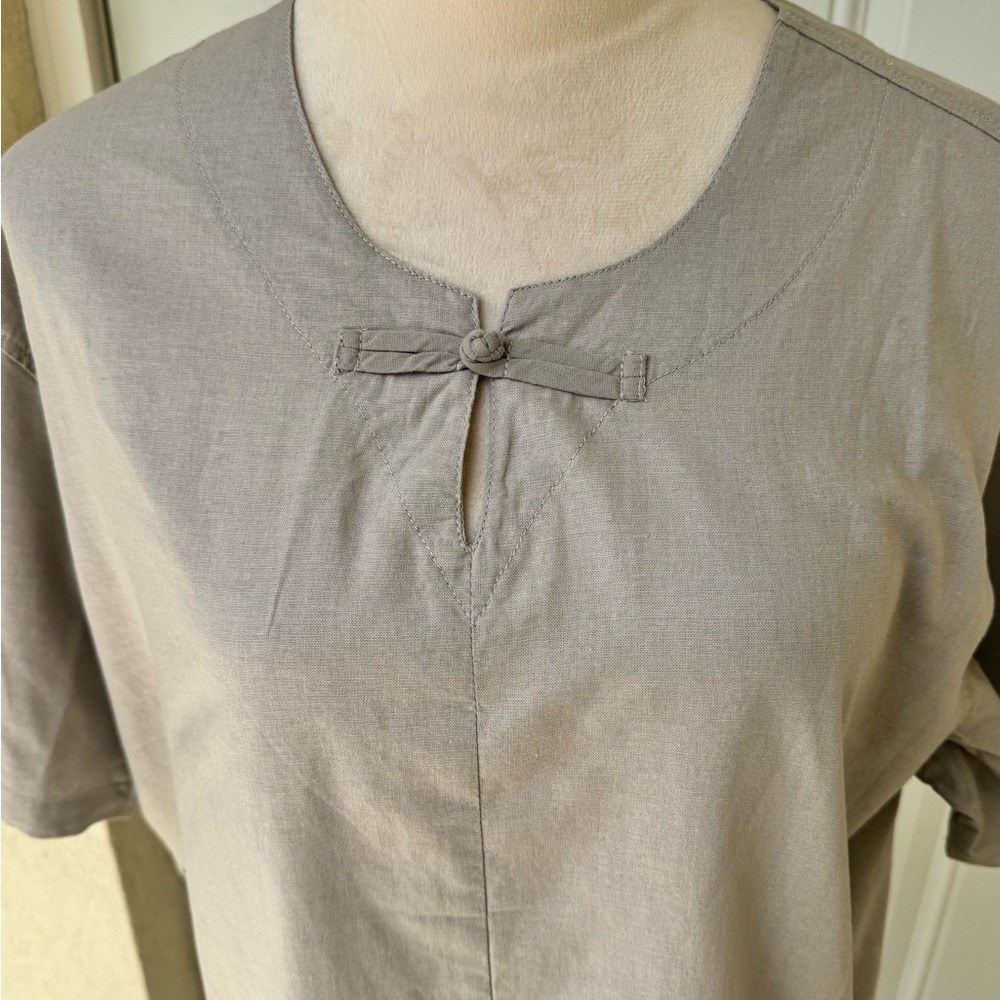 FASHION. NWT. Light Stone/Grey Tunic.Short Sleeves.Cotton/Linen.3XL…